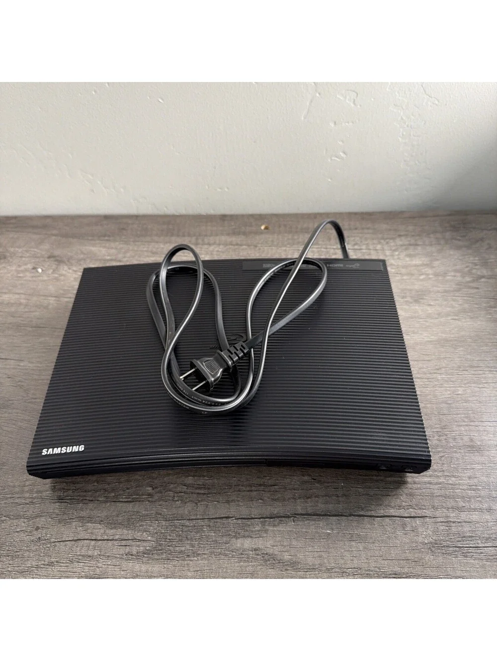 Samsung BD-Jm51 Curved Blu-Ray Disc DVD Player No Remote - TESTED Works!!